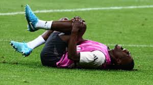 丟球發生在 丟球發生在